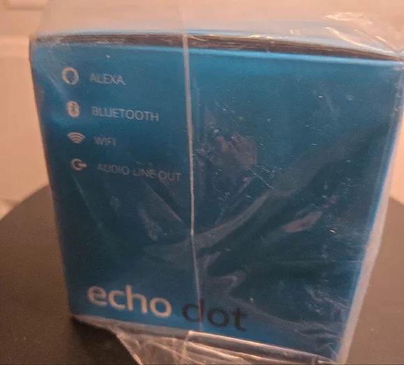 Amazon Echo Dot Alexa Never Used Or Hooked Up - Picture 5 of 7